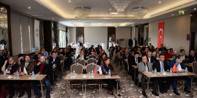 Riskli binalar masaya yatırıldı