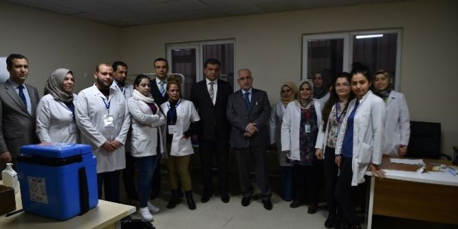 Vali Tuna göçmen sağlığı eğitim merkezini ziyaret etti