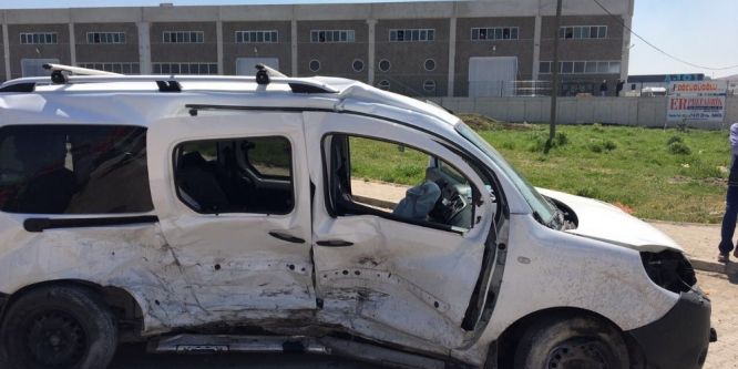 Balıkesir’de trafik kazası: 3 yaralı