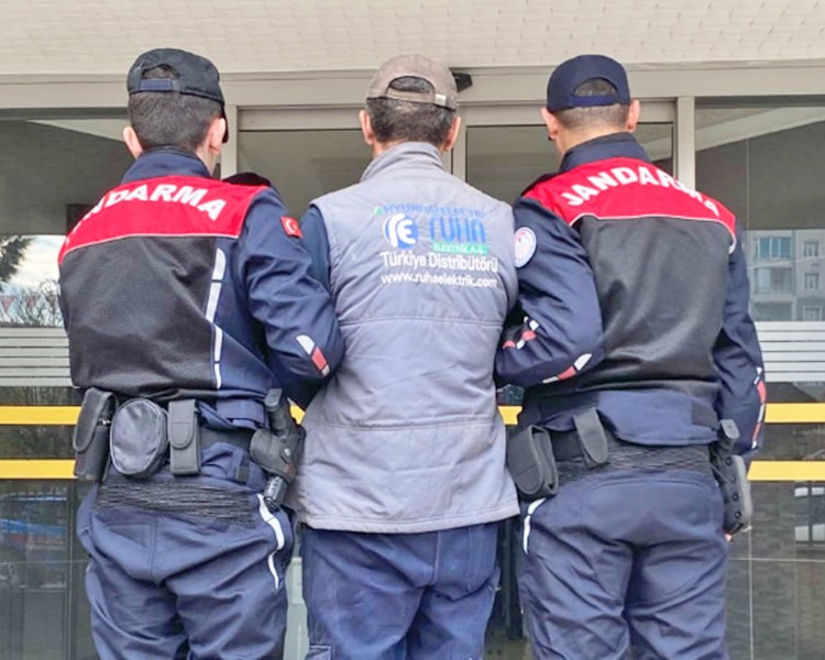 55 KİŞİ DAHA YAKALANDI: Sokaklar suçlulardan arındırılıyor