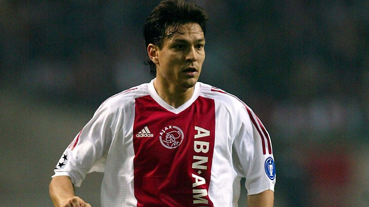 55 yaşında futbola geri döndü!