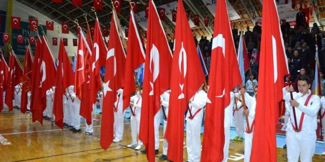 Afyonkarahisar’da 23 Nisan coşkusu