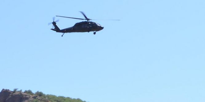 Tunceli'de helikopter düştü