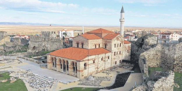 56 yıllık özlem sona erdi! Edirne Ayasofya'ya kavuştu