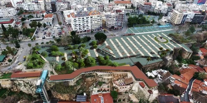 Cumhuriyet Meydanı’nda çalışmalar başladı
