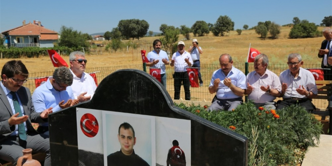 Uşak’ta şehit polis, şehadetinin 1. yıl dönümünde anıldı