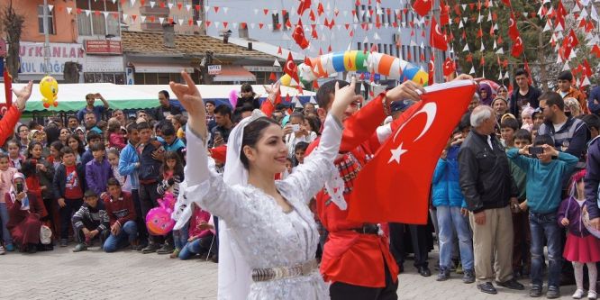 Kağızman’da 23 Nisan coşkusu