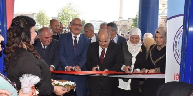 İğne oyası ve tunus sergisi açıldı