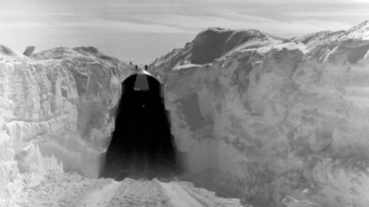 57 yıllık NASA buzulların altında çıktı! ABD’ye ait gizli askeri üs buldu