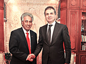 Turizm bakanı Çelik’e ziyaretler sürüyor