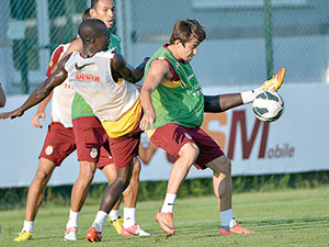 Arena’da zirve mücadelesi