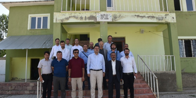 Başkan Vekili Öztürk’ten mahalle ziyareti