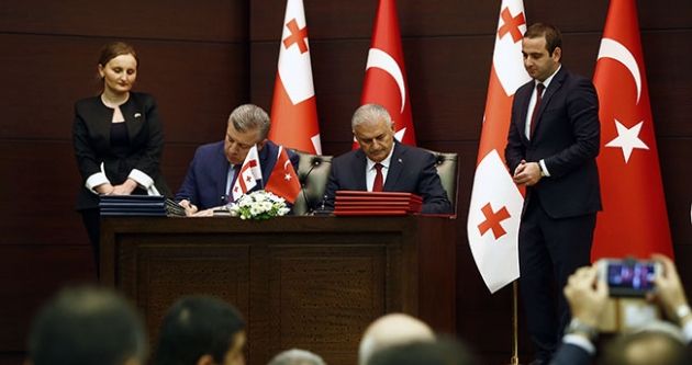 Türkiye-Gürcistan arasında anlaşmalar imzalandı