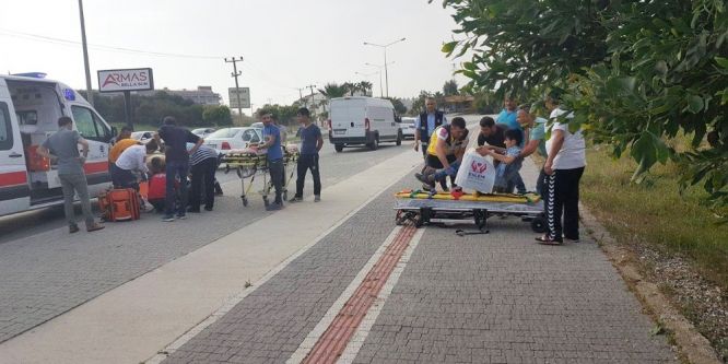 Antalya’da motosiklet kazası: 1’i ağır 2 yaralı