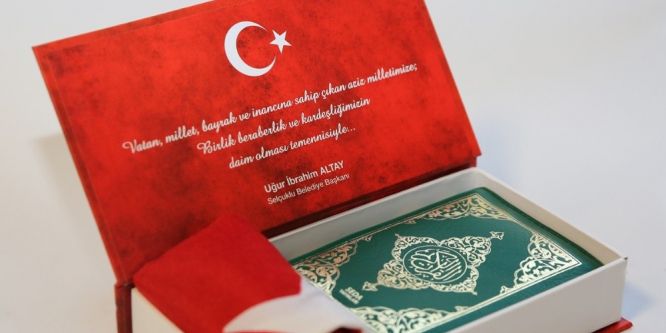 Başkan Altay’dan yeni evlenen çiftlere hediye