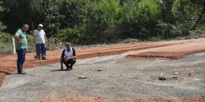 Körfez’de asfalt çalışmaları devam ediyor
