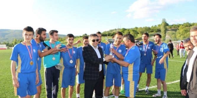 Pazarlar’da futbol turnuvası sona erdi