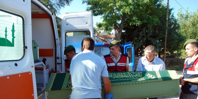 Yol ortasında ölü bulundu