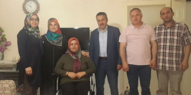 Seydişehir Belediyesi'nden engelli vatandaşa akülü araba