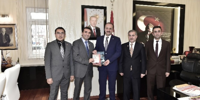 Şuurlu Öğretmenler Derneği’nden Mesut Akgül’e ziyaret