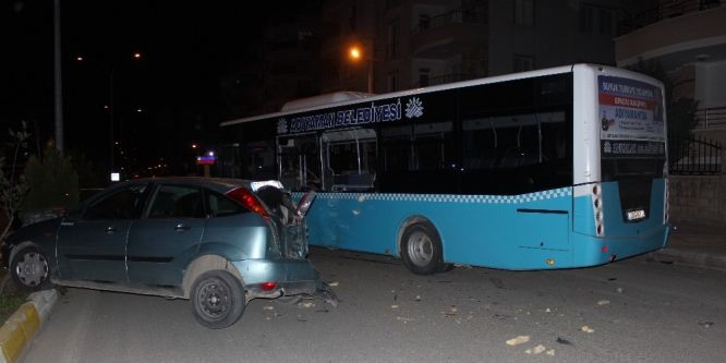 Adıyaman’da feci kaza: 3’ü polis 4 yaralı
