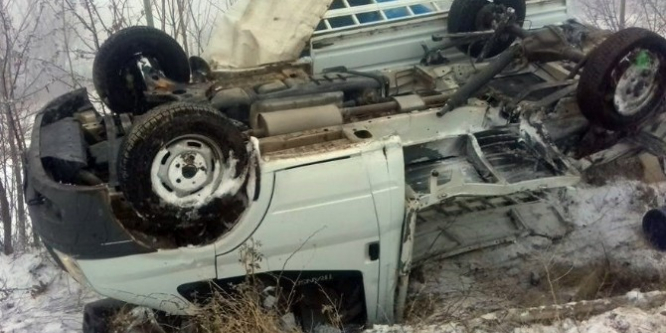 Elazığ’da otobüsle pikap çarpıştı