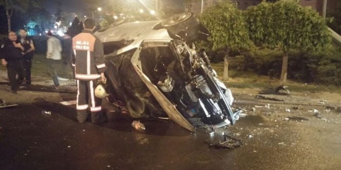 Ankara'da zincirleme trafik kazası: 2 yaralı