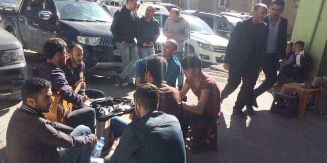 Hakkarili gençlerden ‘sanat sokağı’ isteği