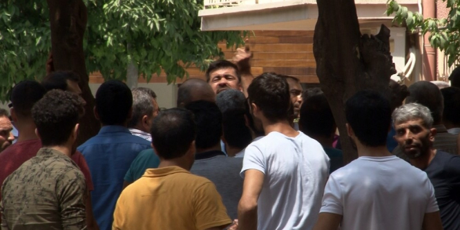 Ölen işçinin yakınları inşaat müteahhidini kovaladı