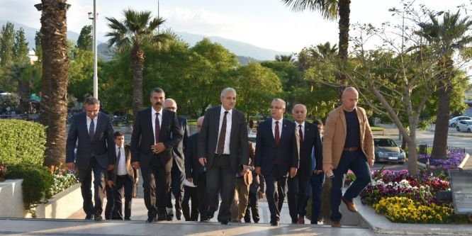 Başkan Kayda Vali Güvençer’e projeleri anlattı