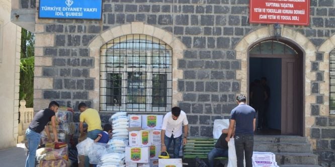 İdilde yoksullara yardım eli