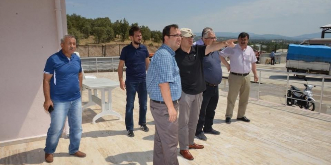 Gediz’de canlı hayvan pazarı hizmet vermeye başladı