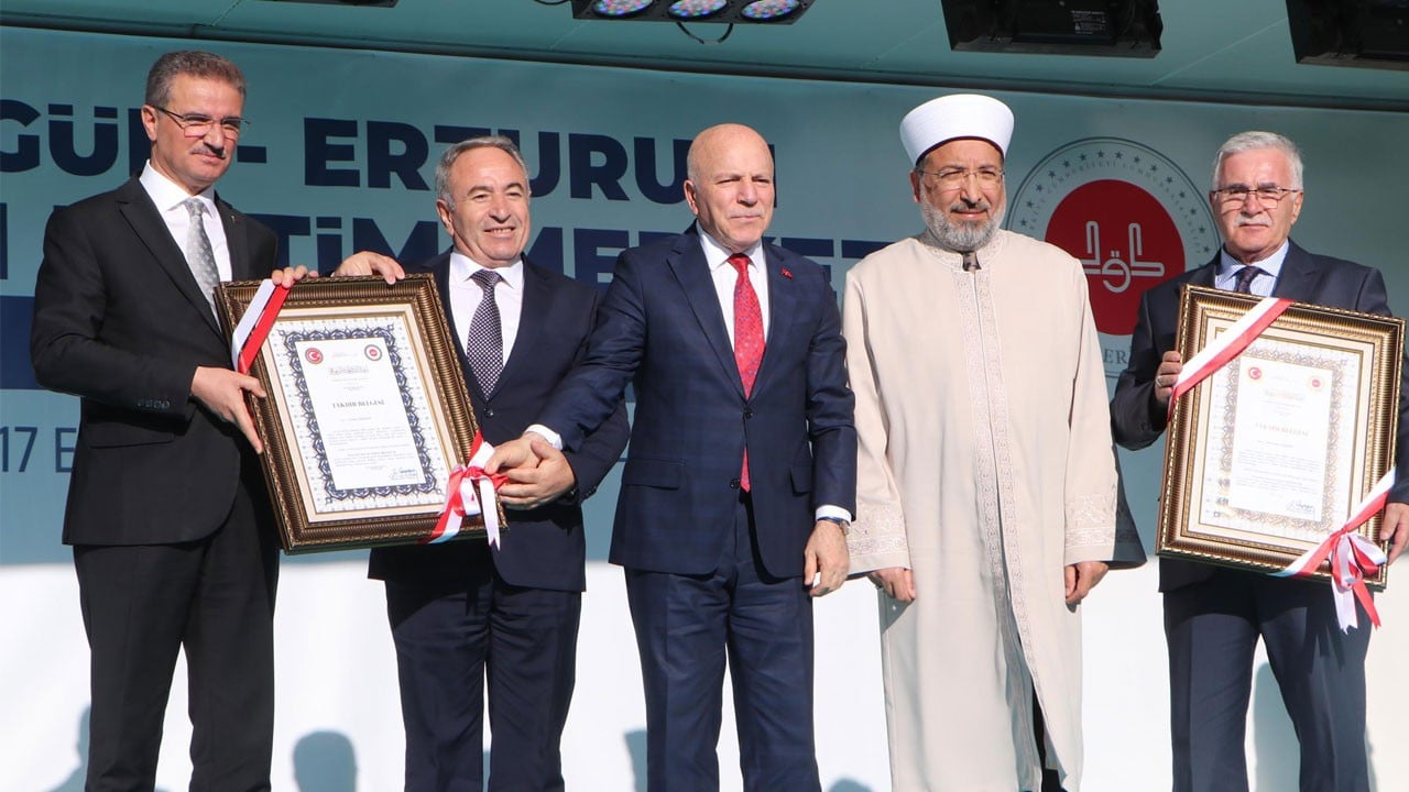 6 katlı tesis hizmete girdi! Safi Arpaguş Erzurum’da 12’nci Kur’an Eğitim Merkezi’ni açtı