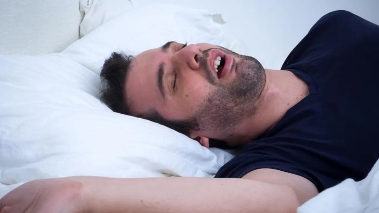  6 saat uyku, hiç uyumamak kadar kötü etkilere sahip olabiliyor! Her 10 kişiden 1 tanesinde sorun oluyor