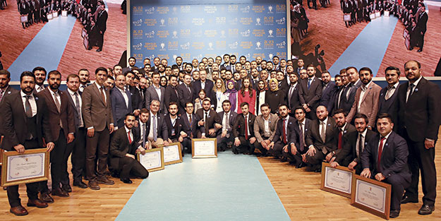 600 yıllık eserlerimizi okumalısınız