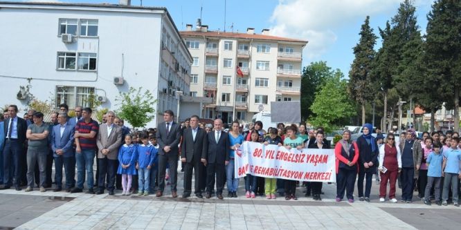 Kula’da Engelliler Haftası kutlamaları
