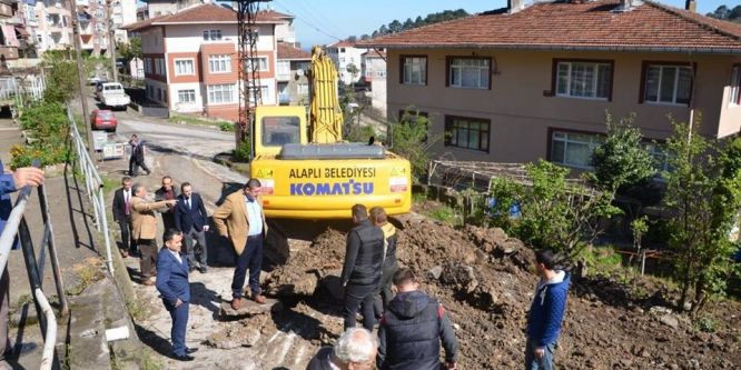 “Her mahallemize eşit hizmet götürüyoruz”