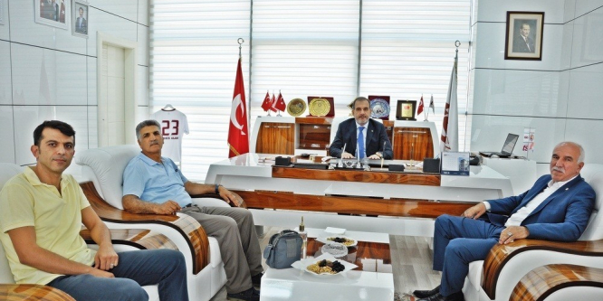 Başkan Alan’dan kursiyerlere altın hediye
