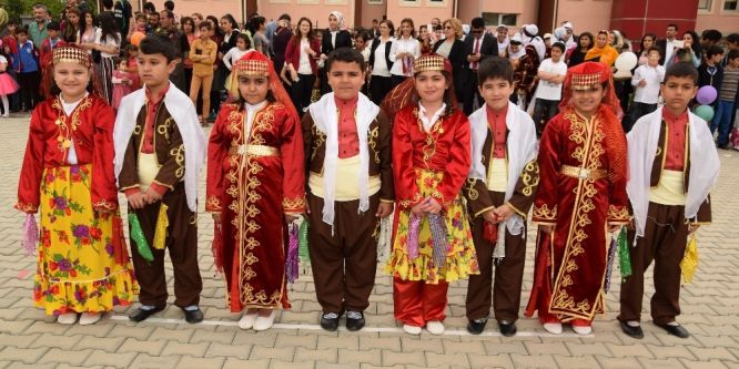 Viranşehir’de 23 Nisan coşkuyla kutlandı