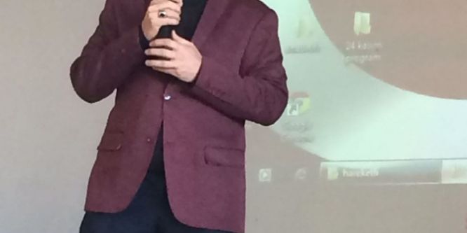 “İyi bir gelecek için yeni bir müfredata ihtiyaç var”