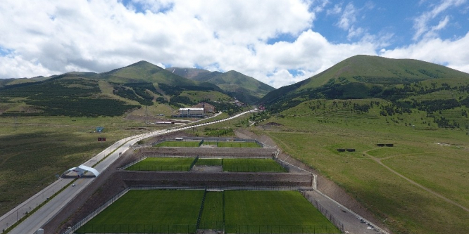 Erzurum, Süper Lig ve PTT 1. Lig takımlarının cazibe merkezi oldu