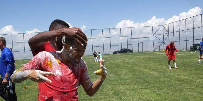 Tom’a Brezilyalı usulü kutlama