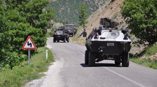 Kars’ta askeri araç devrildi: 6 yaralı