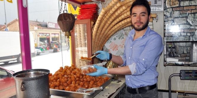 Sorgun’da tatlı satışları arttı