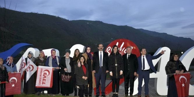''Artık biz çok büyük hedeflerin ülkesiyiz''