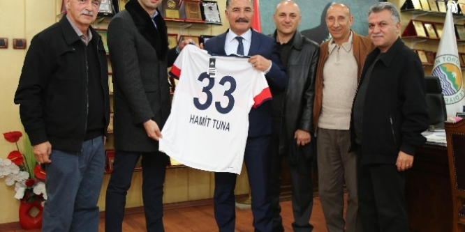 Başkan Hamit Tuna, Mersin İdmanyurdu’nun alt yapı hocalarını ağırladı