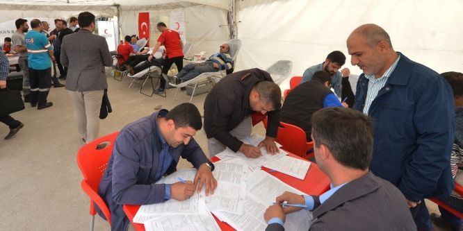 EGO şoförleri 15 Temmuz anısına kan bağışladı