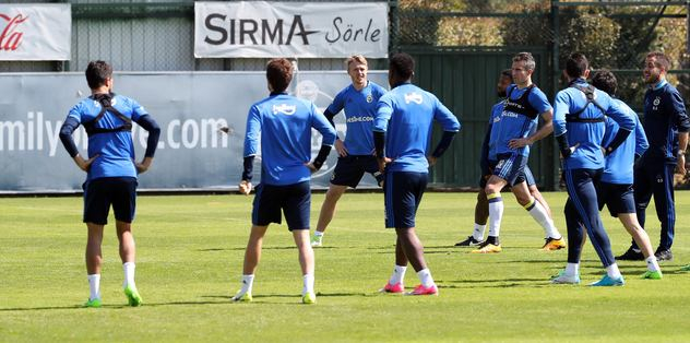 Fenerbahçe büyük derbi için hazırlanıyor