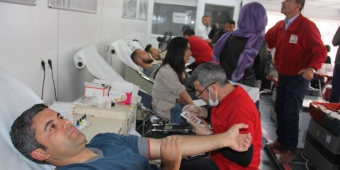 Hakkari’de kan bağışına büyük ilgi