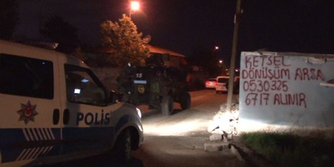 Başkent’te polise silahlı saldırı: 1 polis yaralı